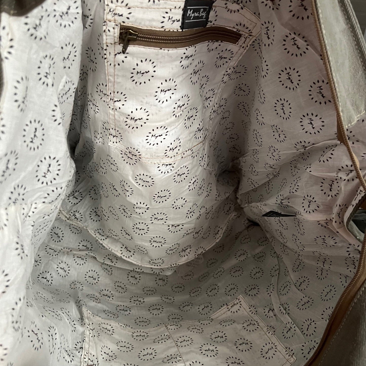 Cloud Arrow Weekender Bag