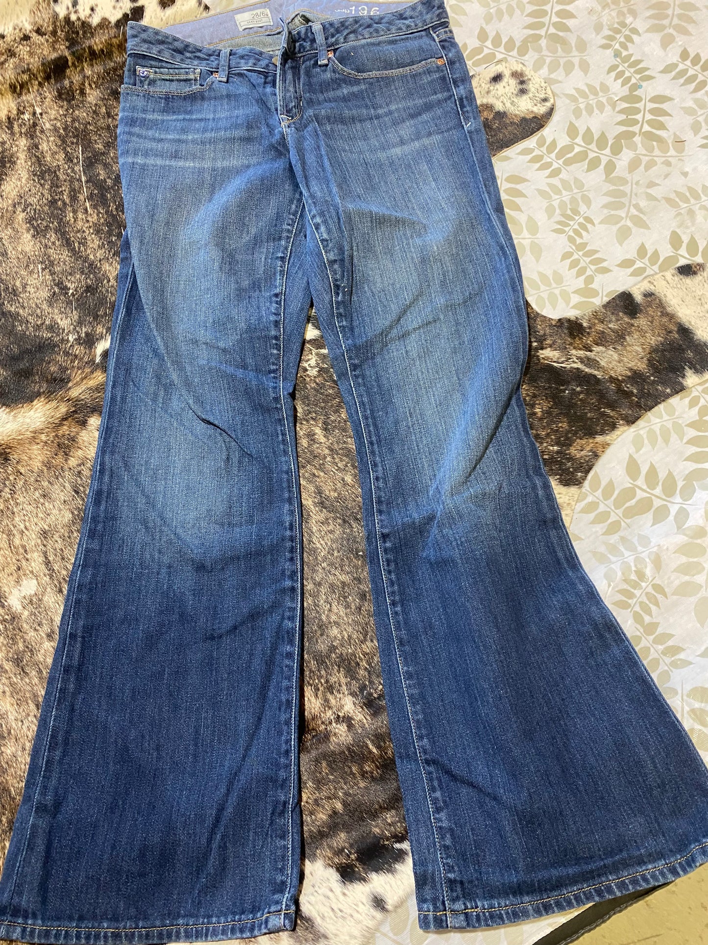 Gap Sexy Boot Dark Wash Consignment Jeans