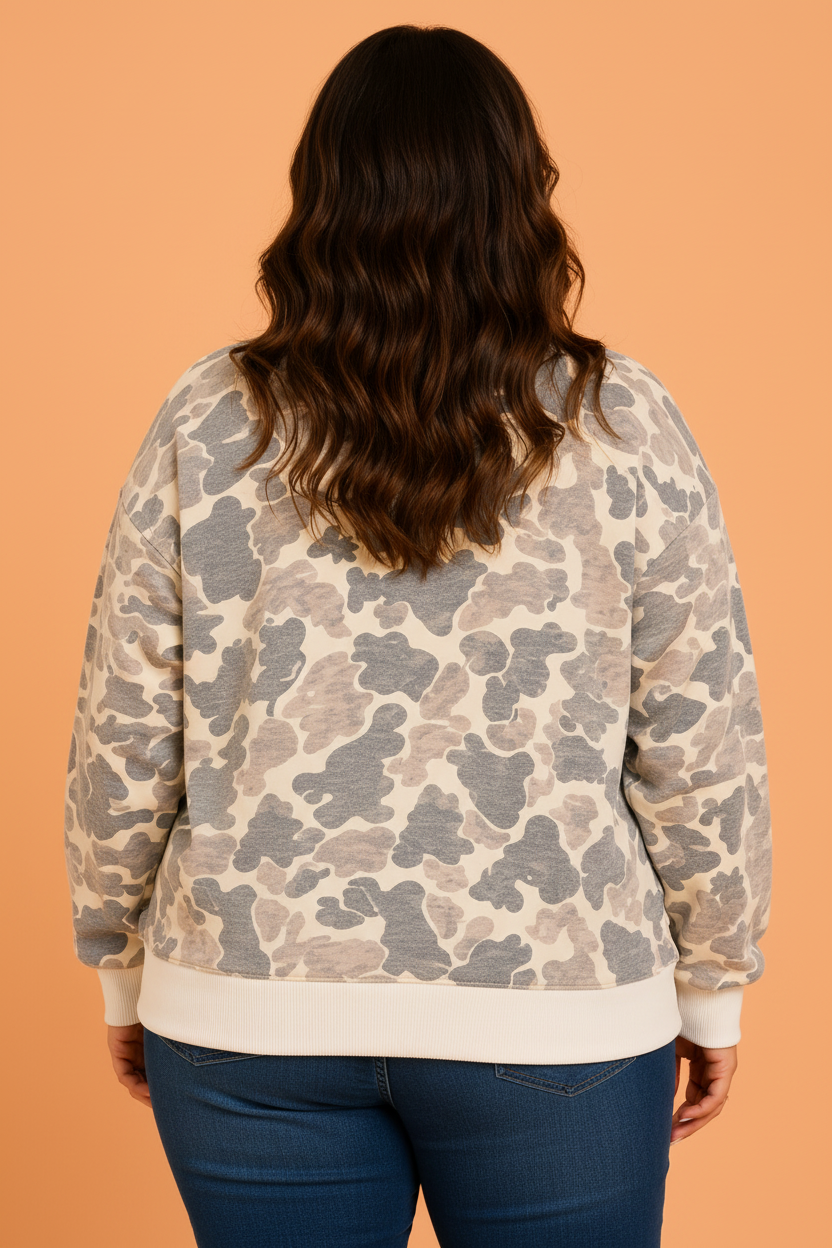 Plus Size Camo Contrast Trim Buttoned Collar Sweatshirt