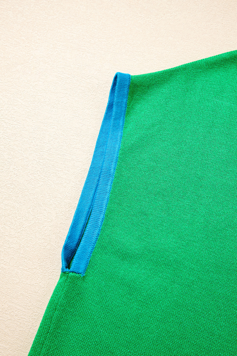 Contrast Trim Crewneck Short Sleeve Sweater