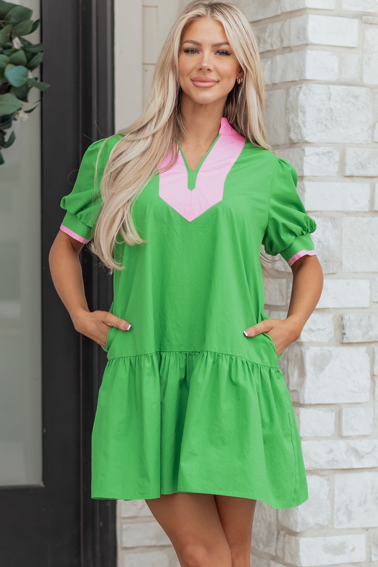 Colorblock Split Neck Puff Sleeve Mini Dress