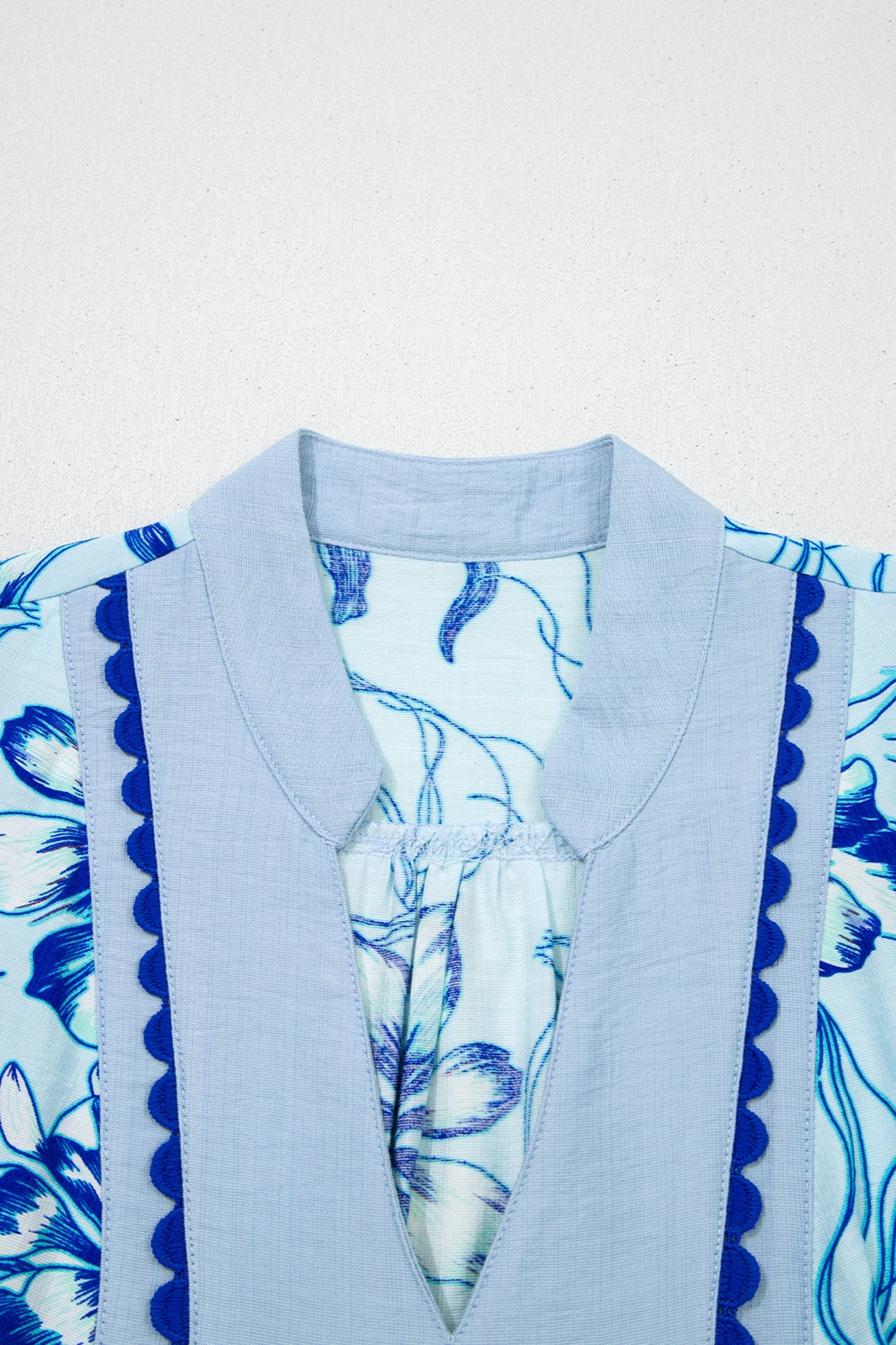 Floral Scalloped Ricrac Trim V-Neck Blouse