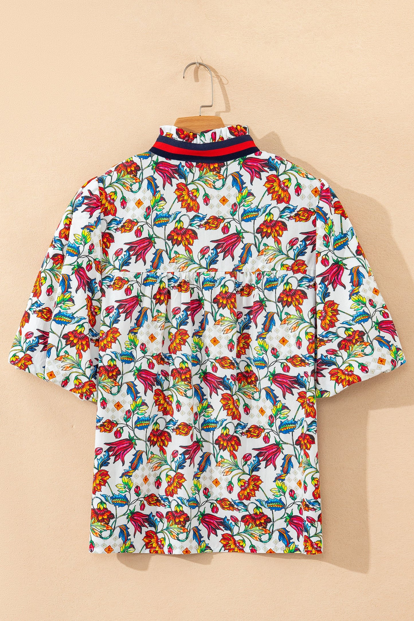 Floral Contrast V-Neck Puff Sleeve Blouse