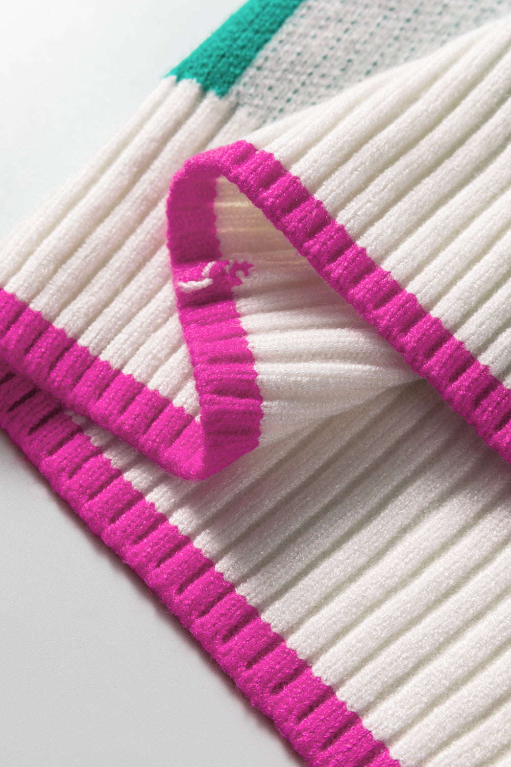 Valentines Heart Checker Buttoned V-Neck Cardigan