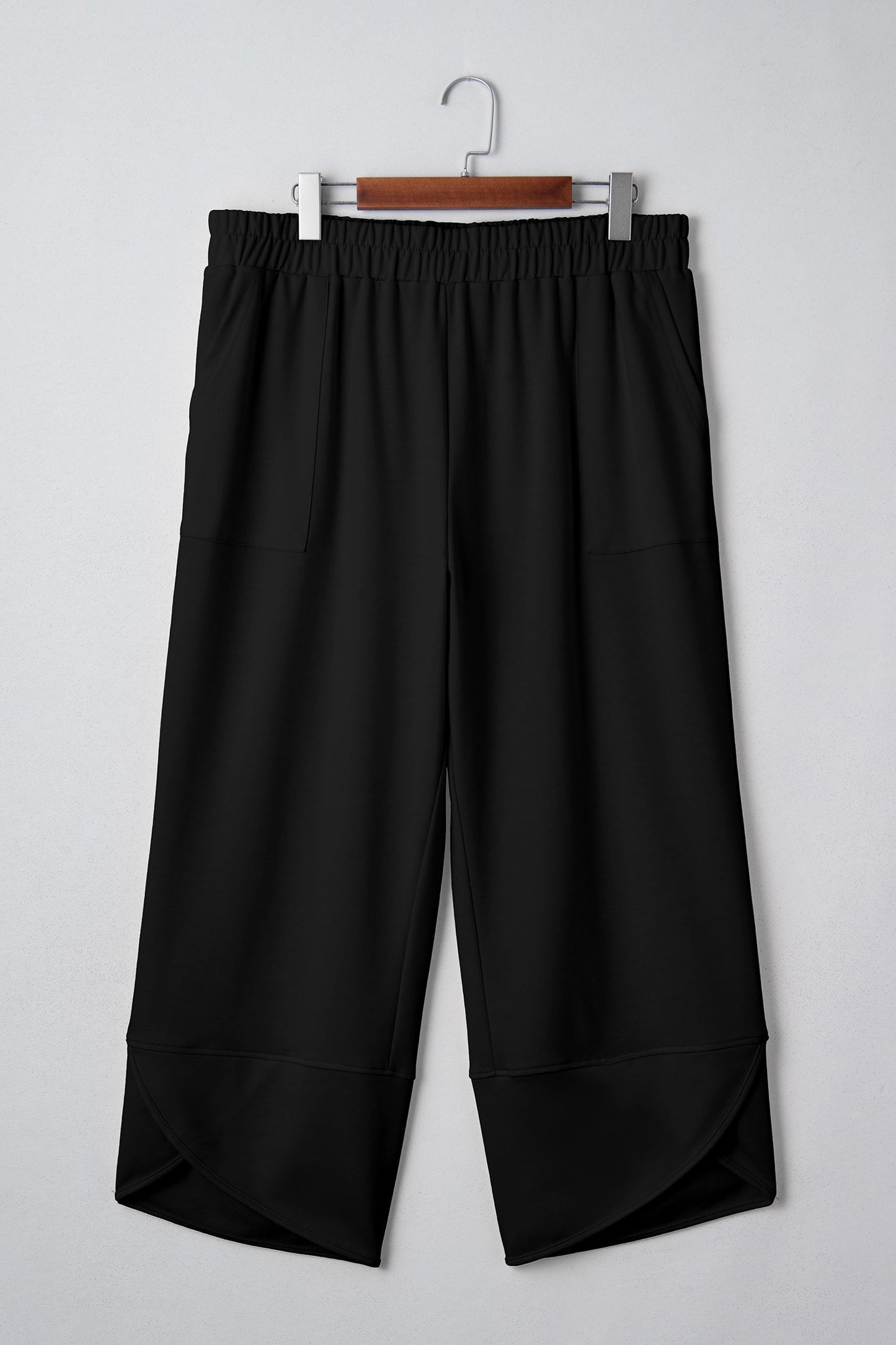 Plus Size Solid Asymmetrical Hem Capris Pants