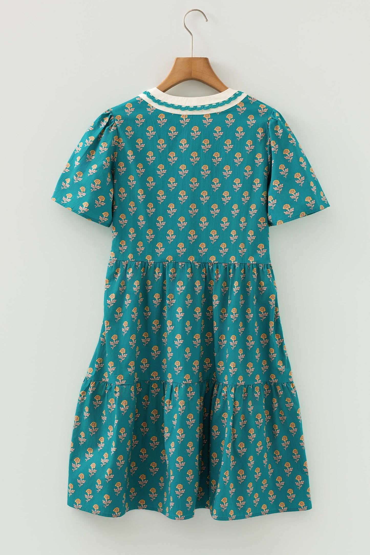 Floral Contrast Trim V-Neck Short Sleeve Dress