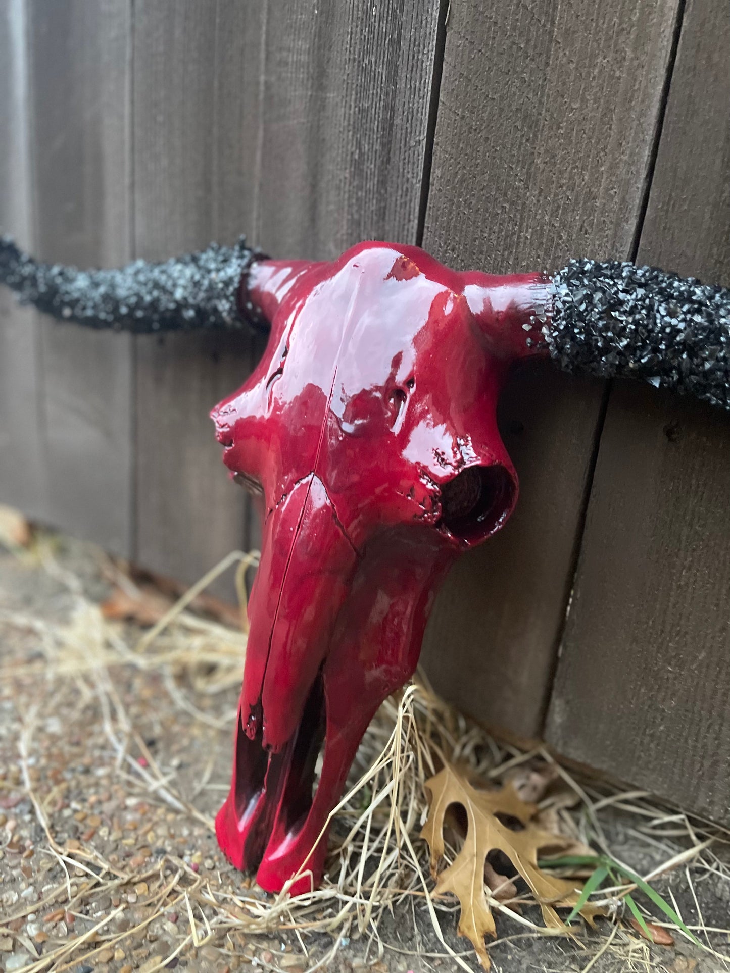 Crimson Stoned Horn Cowskull