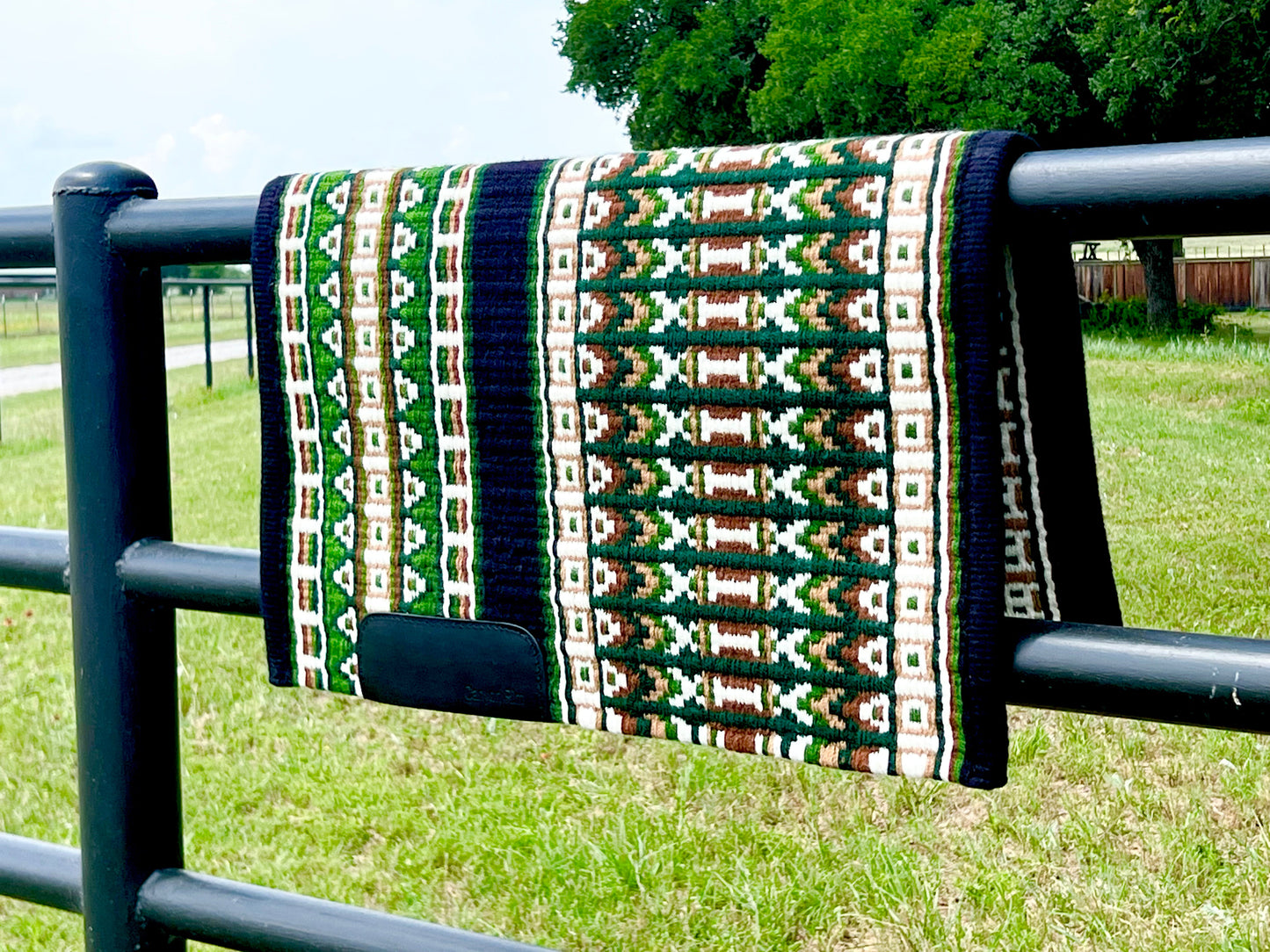 Beautiful oversized show pad