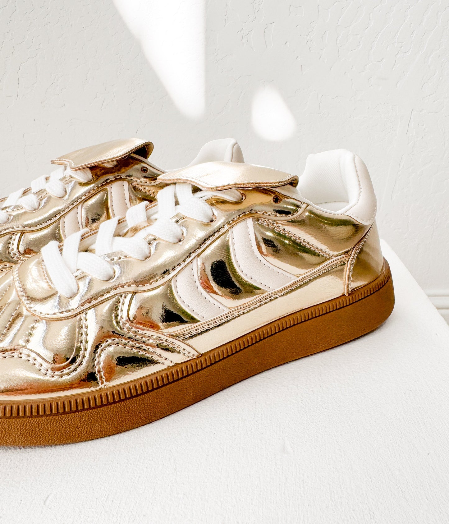 Milan Metallic Sneaker in Gold