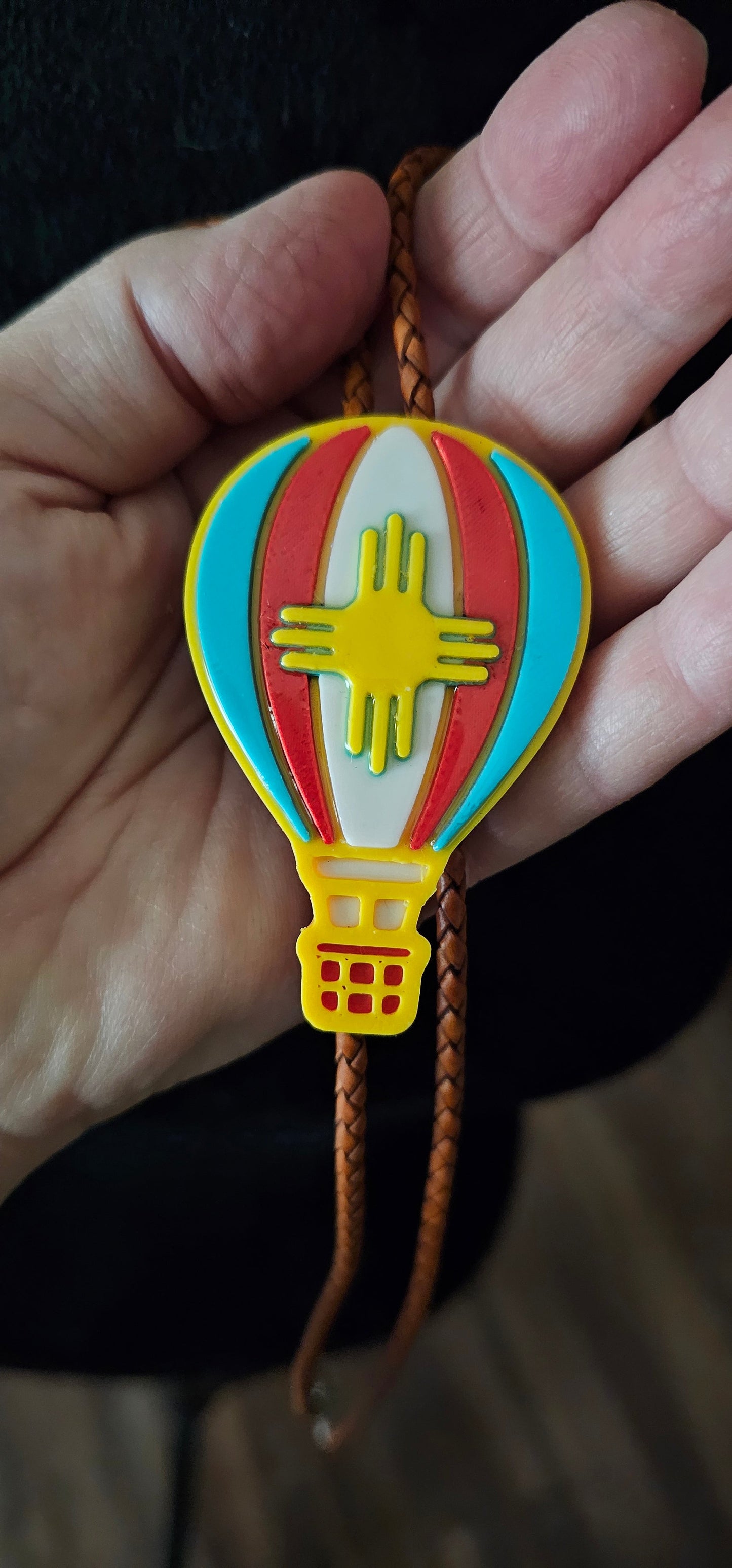 Albuquerque Balloon Fiesta 3D Hot Air Balloon Zia Bolo Tie Necklace